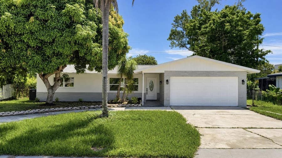 Property photo for 1421 HEATHER DRIVE, Dunedin, FL