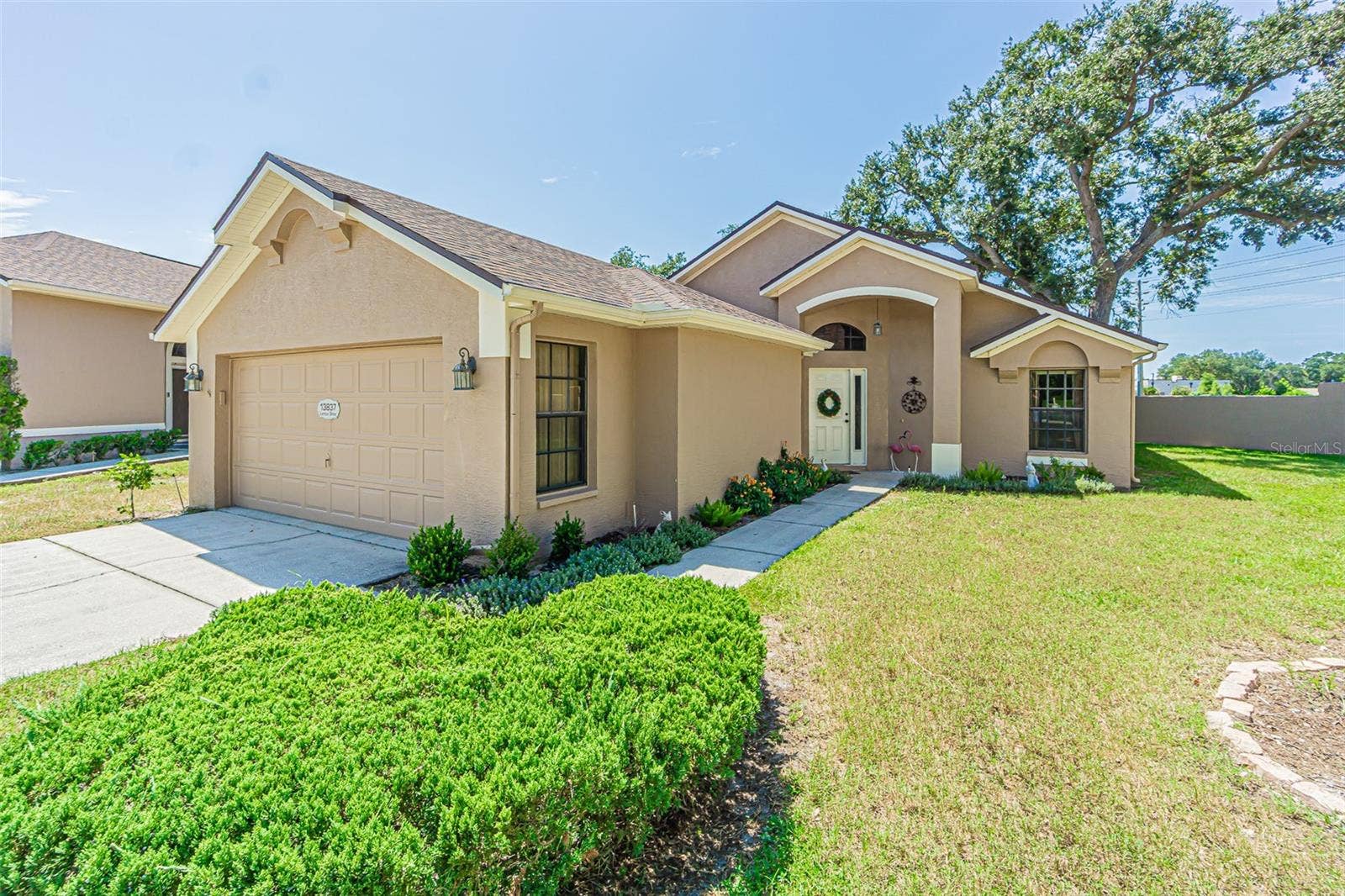 13837 LEROUX DRIVE, Hudson, FL 34669 13837 LEROUX DRIVE, Hudson, FL 34669
