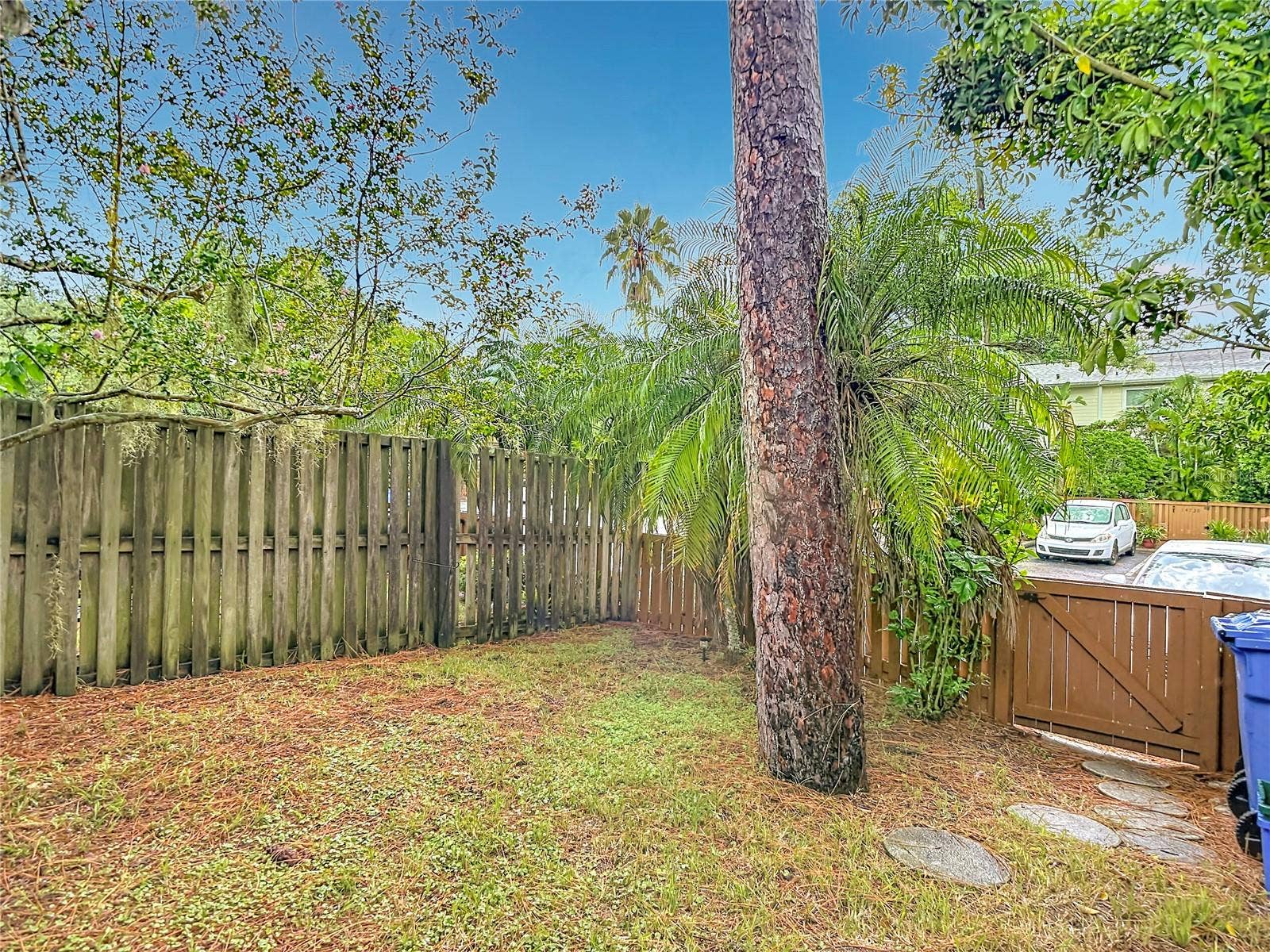 14732 PINE GLEN CIRCLE, Lutz, FL 33559 14732 PINE GLEN CIRCLE, Lutz, FL 33559