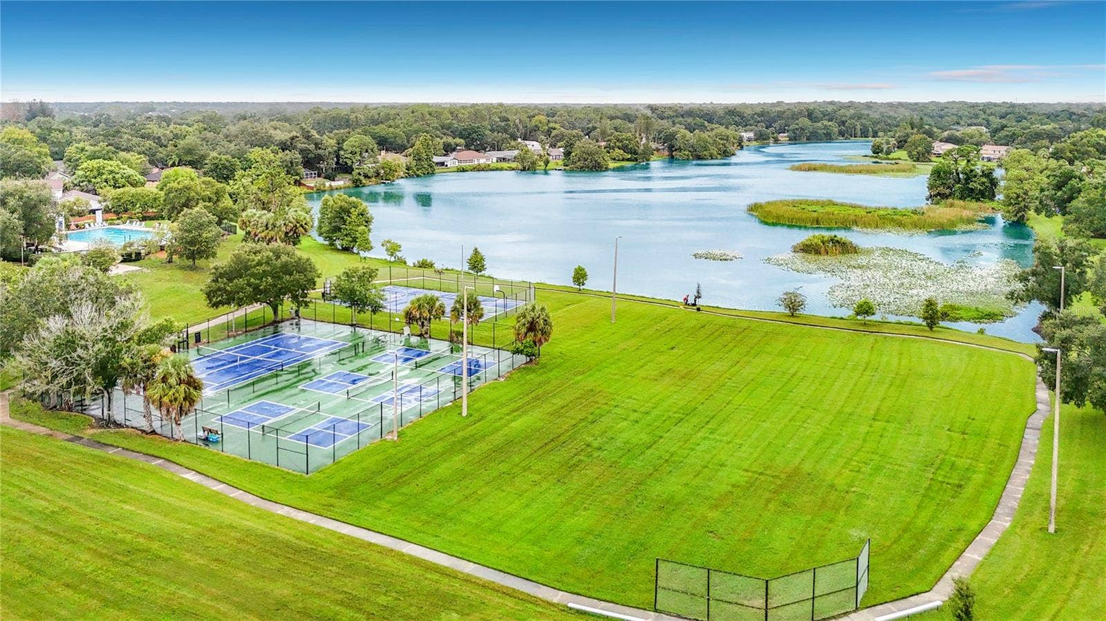 14732 PINE GLEN CIRCLE, Lutz, FL 33559 14732 PINE GLEN CIRCLE, Lutz, FL 33559