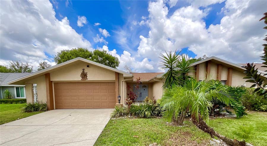 Property photo for 2991 VALENCIA LANE E, Palm Harbor, FL