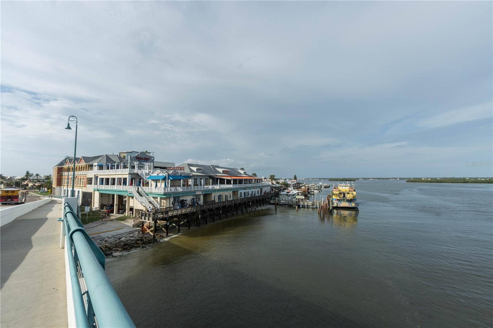 11605 GULF BOULEVARD, #503, St Petersburg, FL 33706 11605 GULF BOULEVARD, #503, St Petersburg, FL 33706
