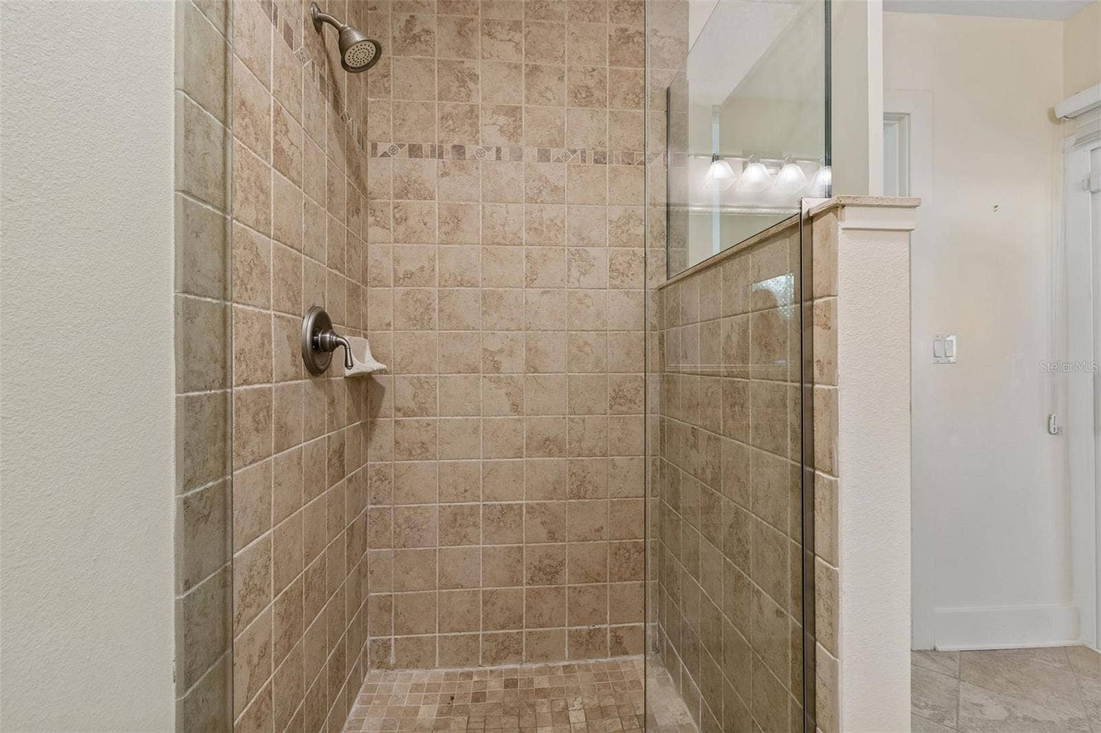 Bedroom 2 En Suite Bathroom