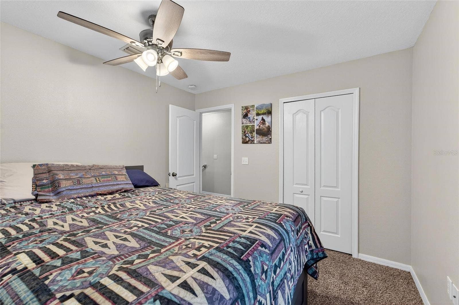 2052 GREENWOOD VALLEY DRIVE, Plant City, FL 33563 2052 GREENWOOD VALLEY DRIVE, Plant City, FL 33563
