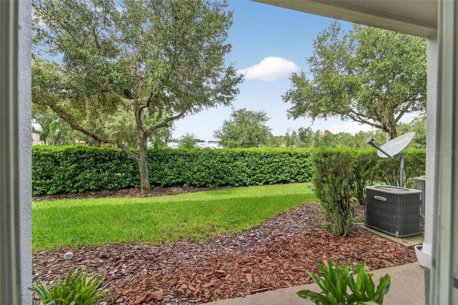 2052 GREENWOOD VALLEY DRIVE, Plant City, FL 33563 2052 GREENWOOD VALLEY DRIVE, Plant City, FL 33563