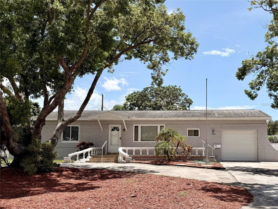 Property photo for 4320 YARDLEY AVENUE N, St Petersburg, FL