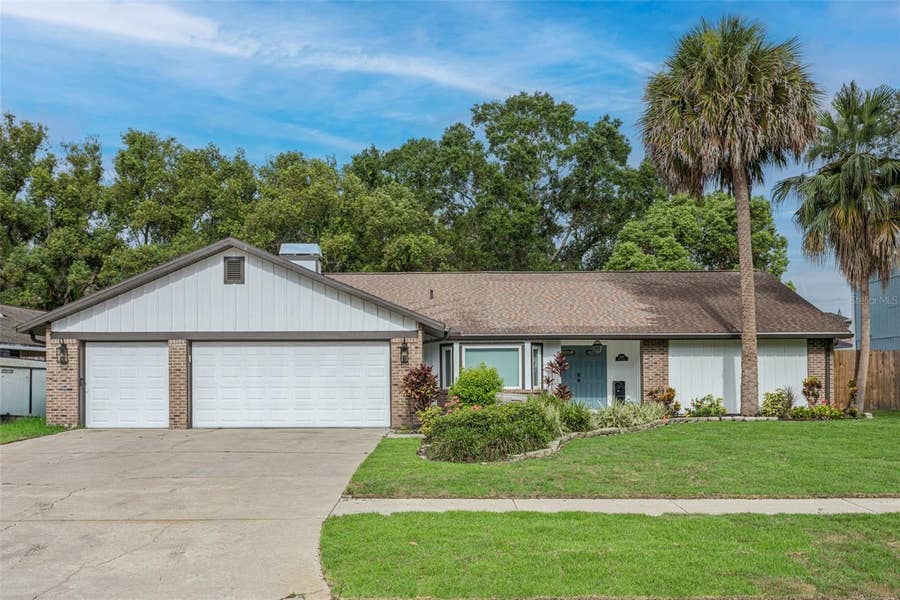 Property photo for 1046 SYLVIA LANE, Tampa, FL