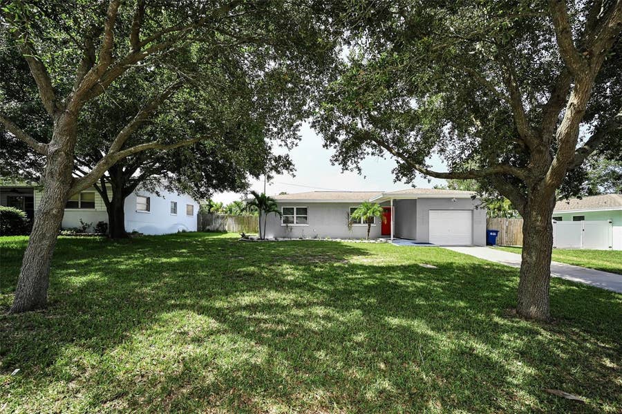 Property photo for 2003 6TH AVENUE SW, Largo, FL