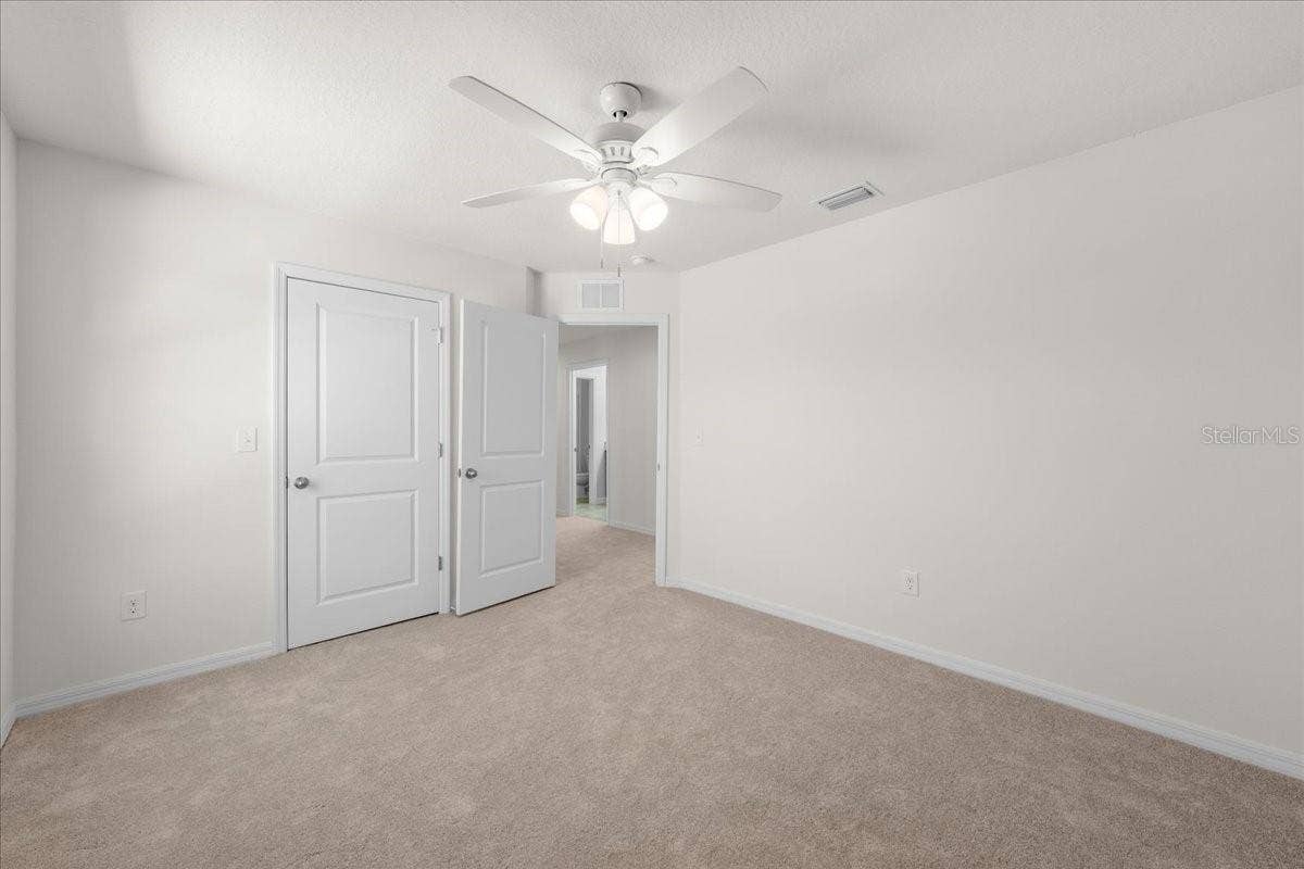 5715 HEVENA COURT, Palmetto, FL 34221 5715 HEVENA COURT, Palmetto, FL 34221