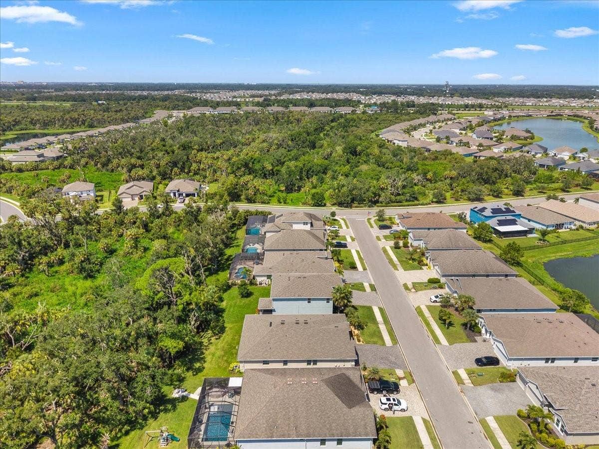 5715 HEVENA COURT, Palmetto, FL 34221 5715 HEVENA COURT, Palmetto, FL 34221