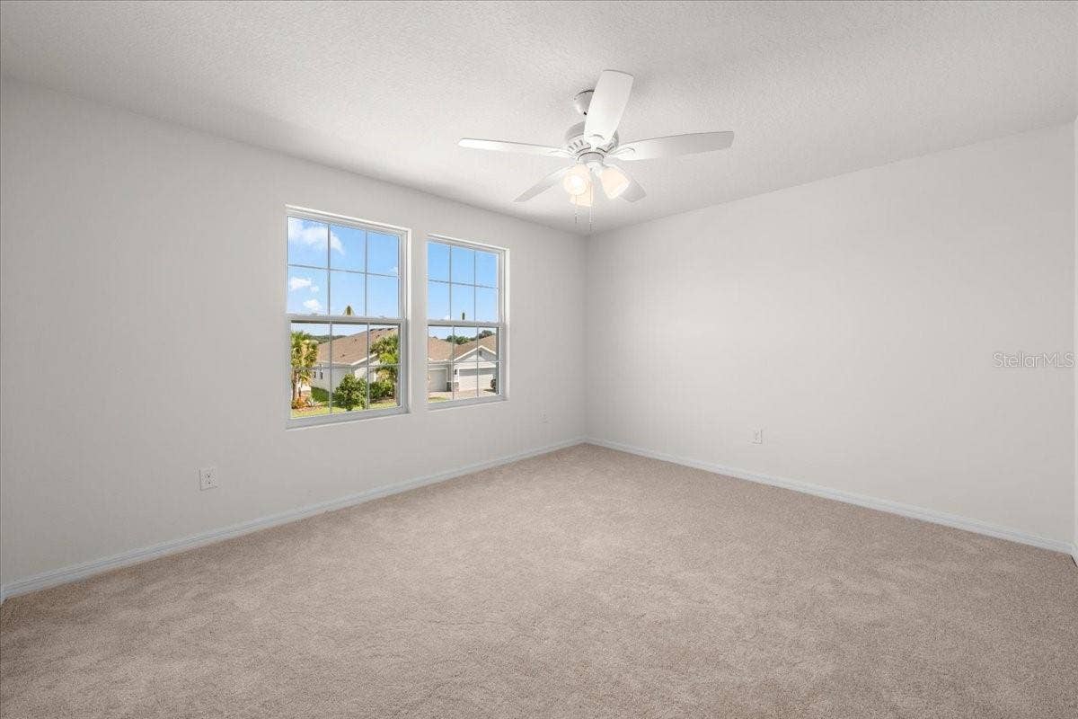 5715 HEVENA COURT, Palmetto, FL 34221 5715 HEVENA COURT, Palmetto, FL 34221