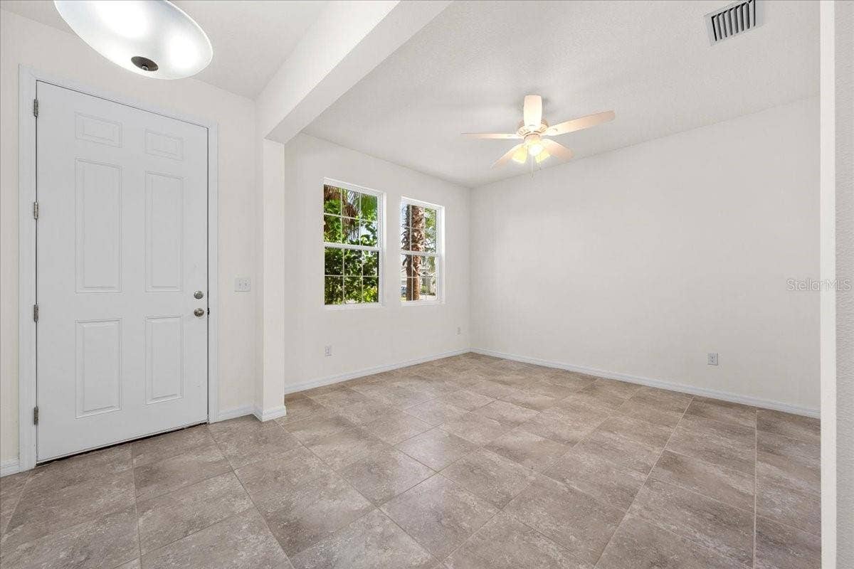 5715 HEVENA COURT, Palmetto, FL 34221 5715 HEVENA COURT, Palmetto, FL 34221