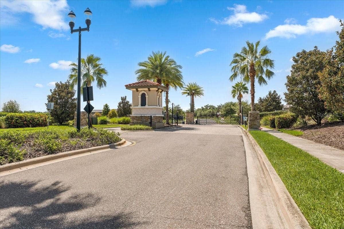 5715 HEVENA COURT, Palmetto, FL 34221 5715 HEVENA COURT, Palmetto, FL 34221