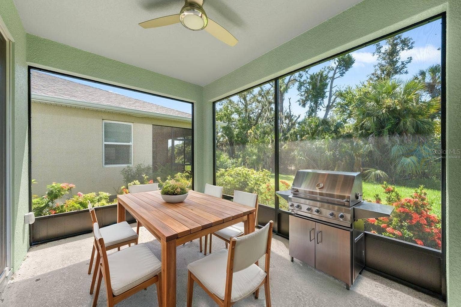 5715 HEVENA COURT, Palmetto, FL 34221 Virtually Staged