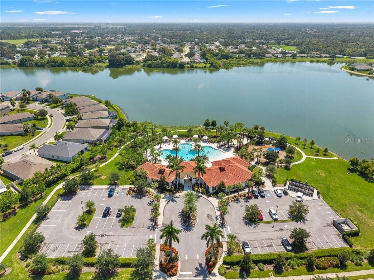 5715 HEVENA COURT, Palmetto, FL 34221 5715 HEVENA COURT, Palmetto, FL 34221