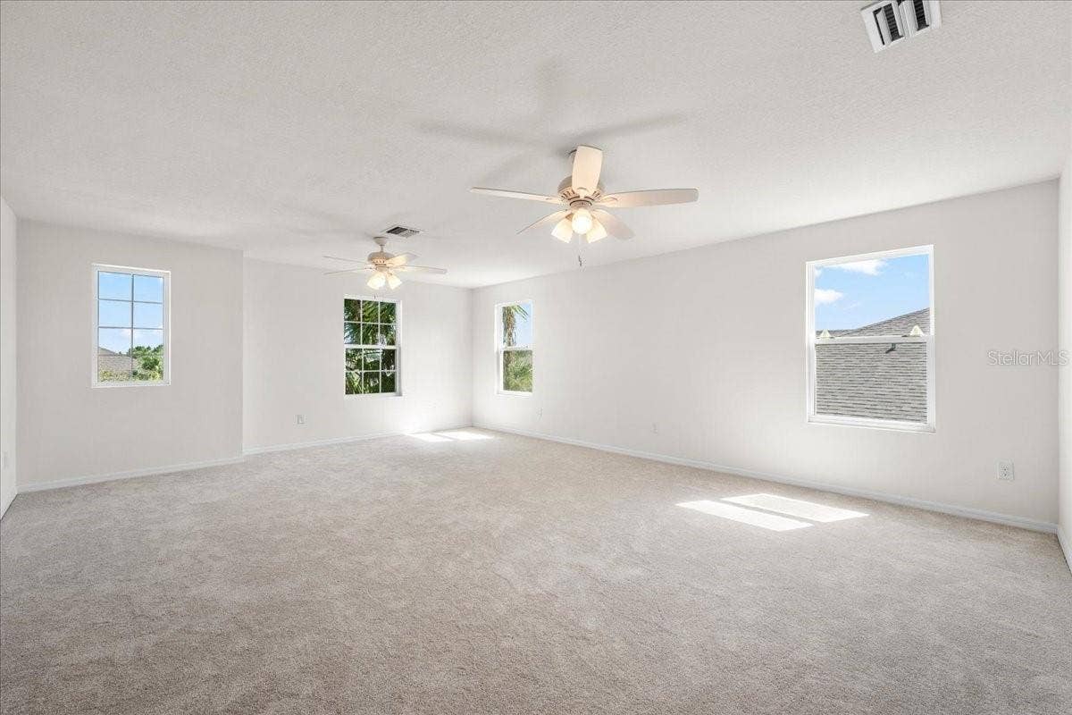 5715 HEVENA COURT, Palmetto, FL 34221 5715 HEVENA COURT, Palmetto, FL 34221