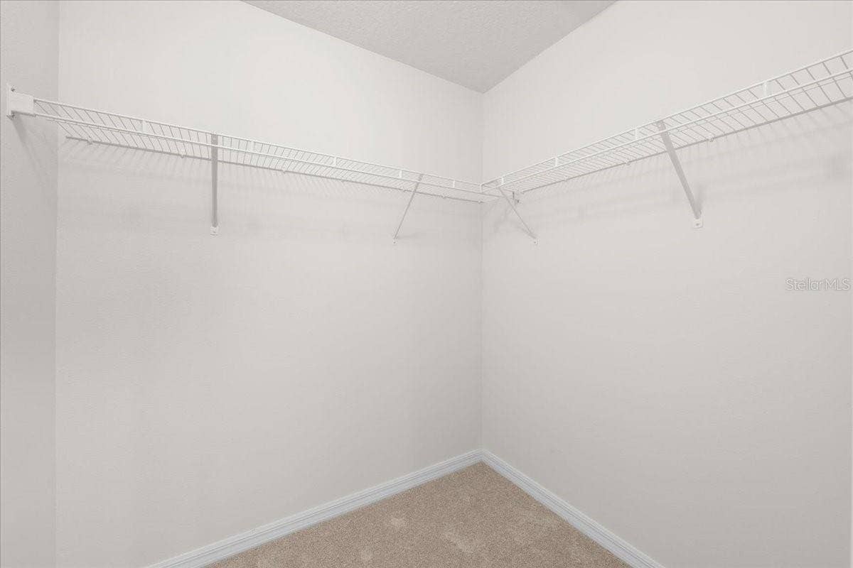 5715 HEVENA COURT, Palmetto, FL 34221 5715 HEVENA COURT, Palmetto, FL 34221