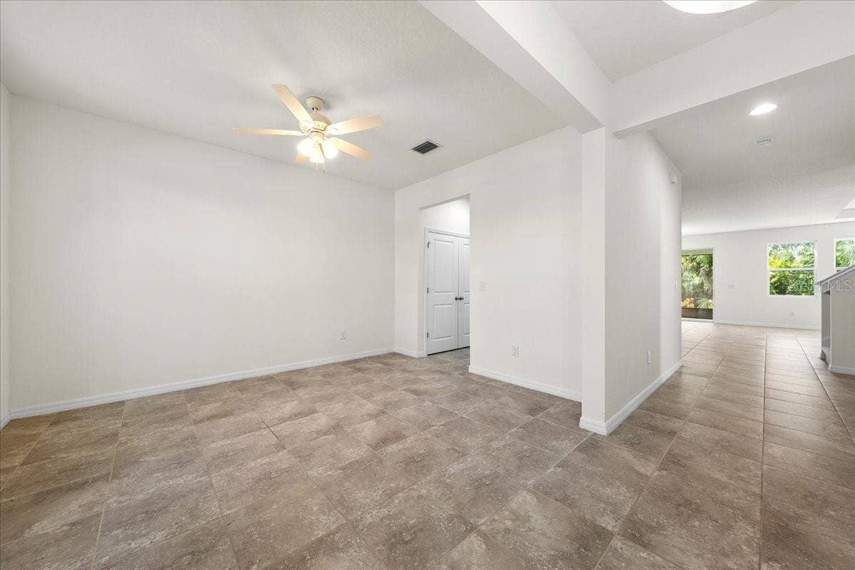 5715 HEVENA COURT, Palmetto, FL 34221 5715 HEVENA COURT, Palmetto, FL 34221