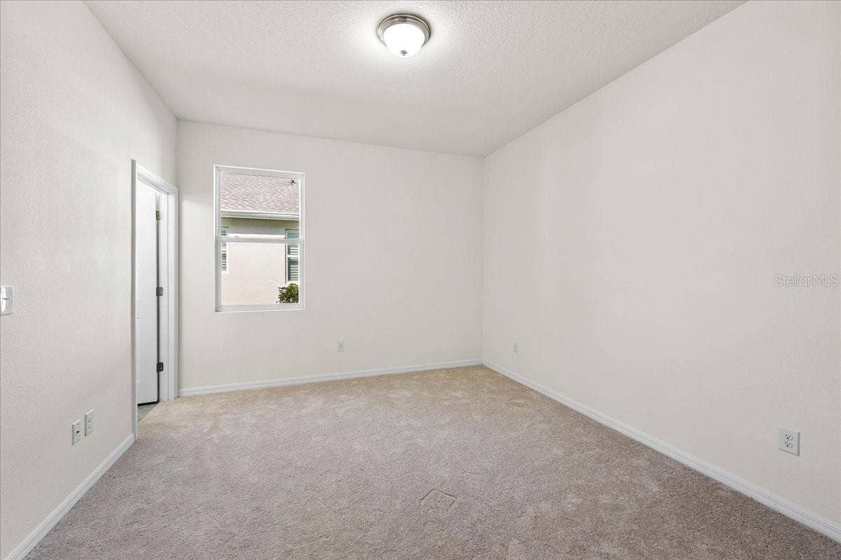 5715 HEVENA COURT, Palmetto, FL 34221 5715 HEVENA COURT, Palmetto, FL 34221
