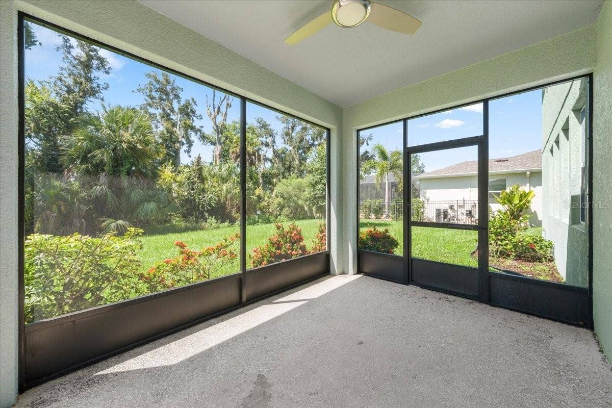 5715 HEVENA COURT, Palmetto, FL 34221 5715 HEVENA COURT, Palmetto, FL 34221