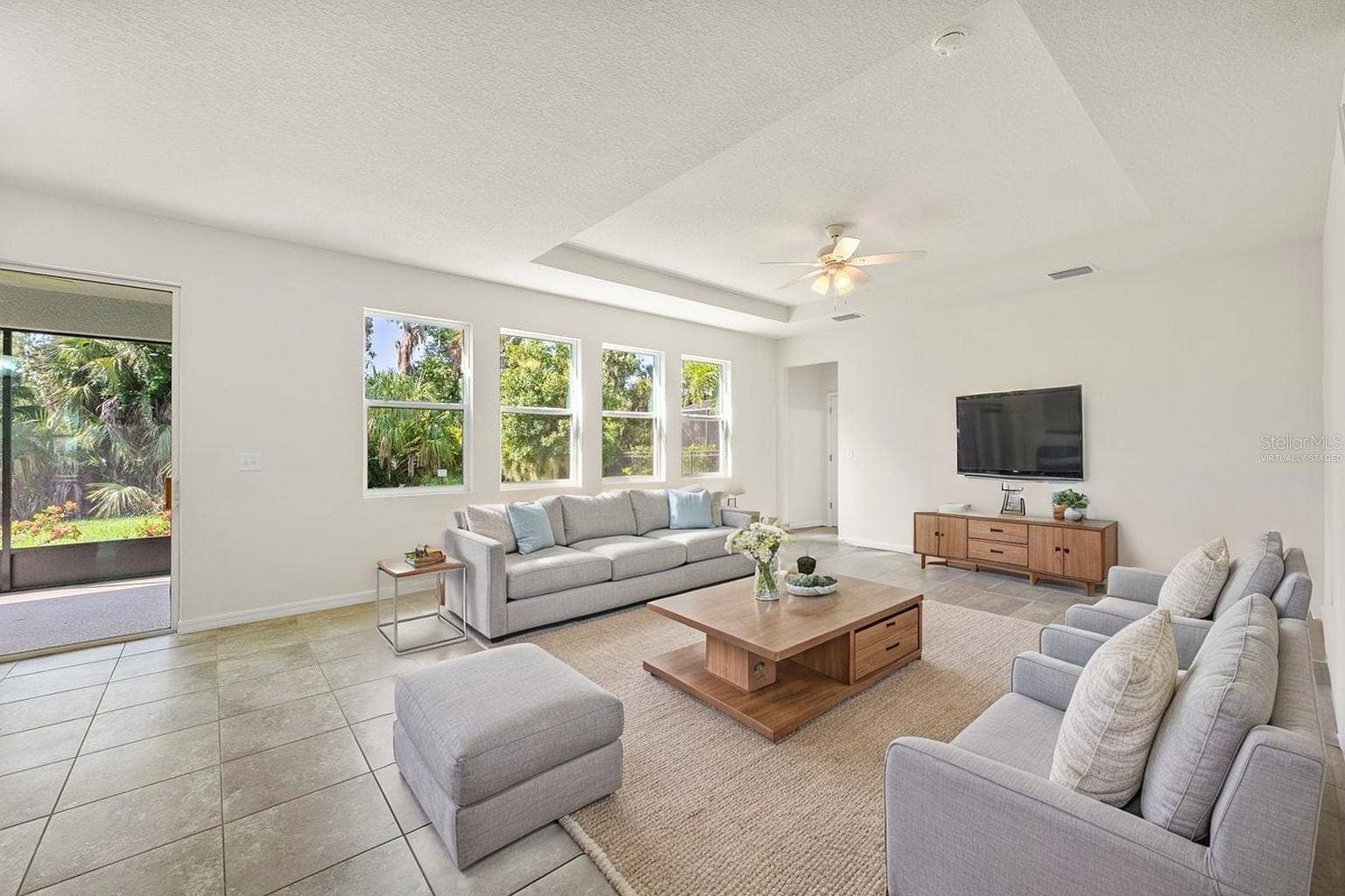 5715 HEVENA COURT, Palmetto, FL 34221 Virtually Staged