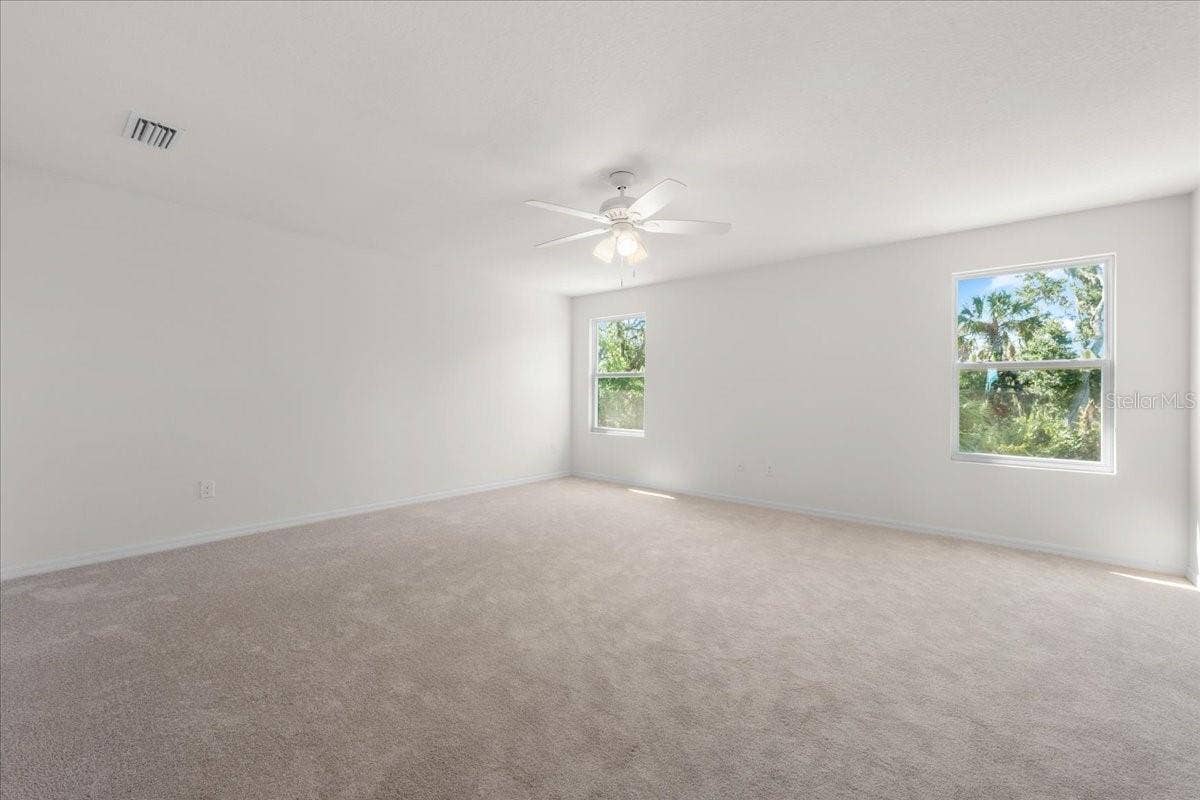 5715 HEVENA COURT, Palmetto, FL 34221 5715 HEVENA COURT, Palmetto, FL 34221