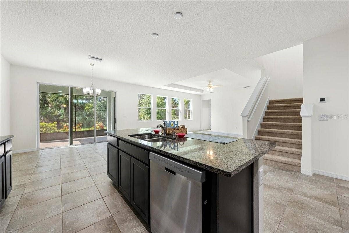 5715 HEVENA COURT, Palmetto, FL 34221 5715 HEVENA COURT, Palmetto, FL 34221