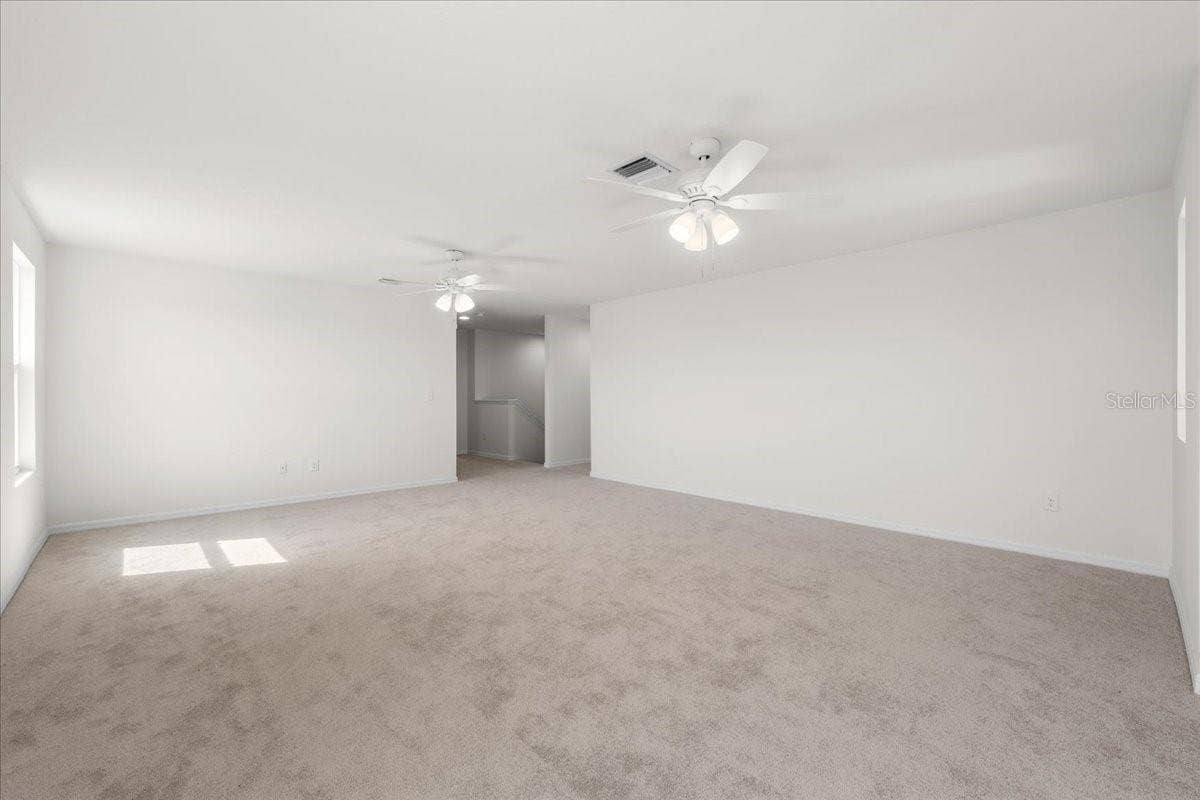 5715 HEVENA COURT, Palmetto, FL 34221 5715 HEVENA COURT, Palmetto, FL 34221