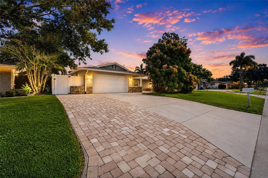 Property photo for 14233 102ND AVENUE, Largo, FL