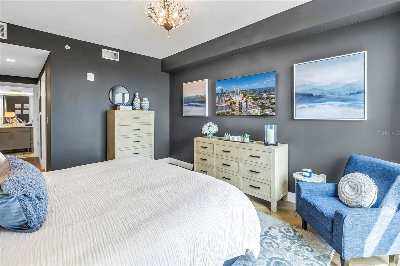 199 DALI BOULEVARD, #902, St Petersburg, FL 33701