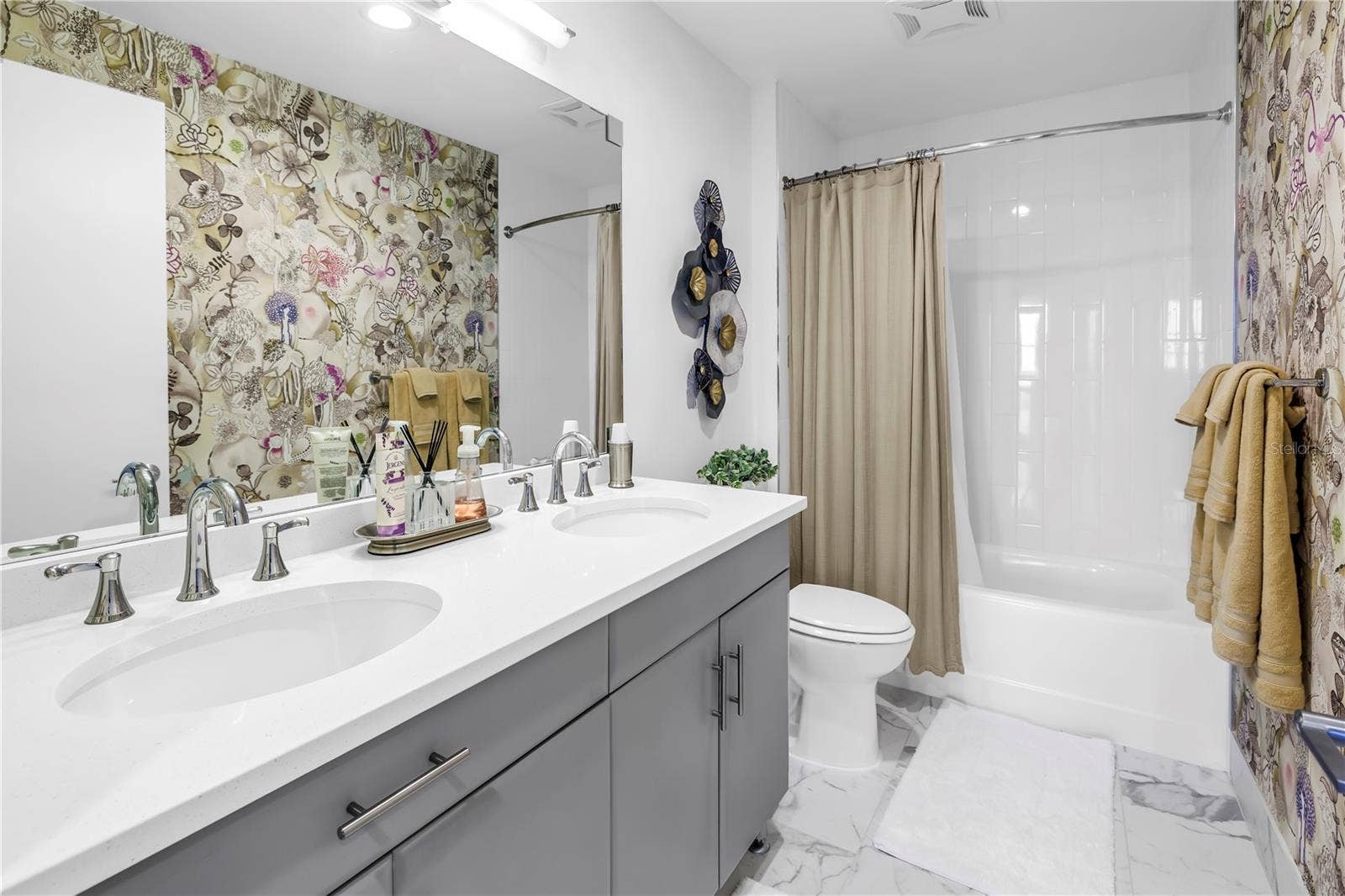 199 DALI BOULEVARD, #902, St Petersburg, FL 33701