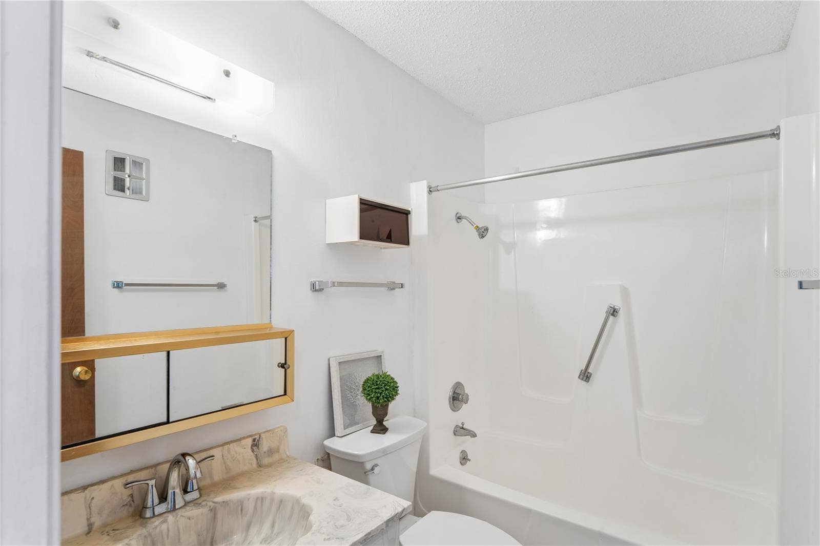 5530 N 80TH STREET, #C308, St Petersburg, FL 33709 5530 N 80TH STREET, #C308, St Petersburg, FL 33709
