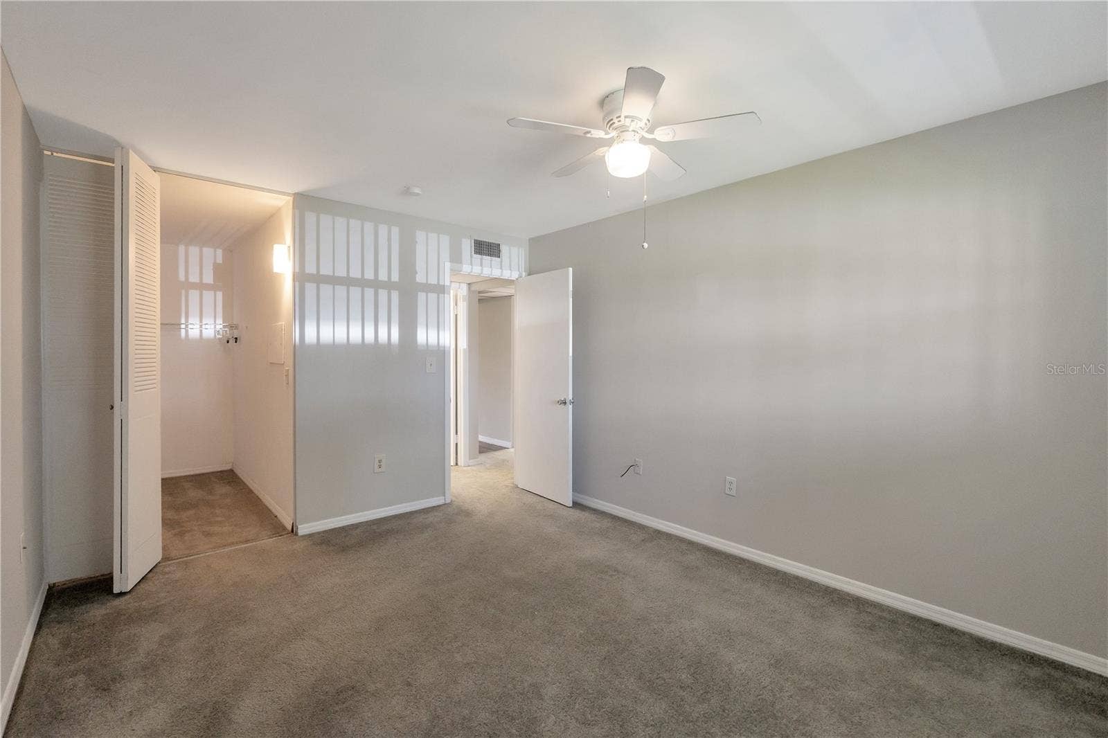 201 KINGS BOULEVARD, #5, Sun City Center, FL 33573 201 KINGS BOULEVARD, #5, Sun City Center, FL 33573
