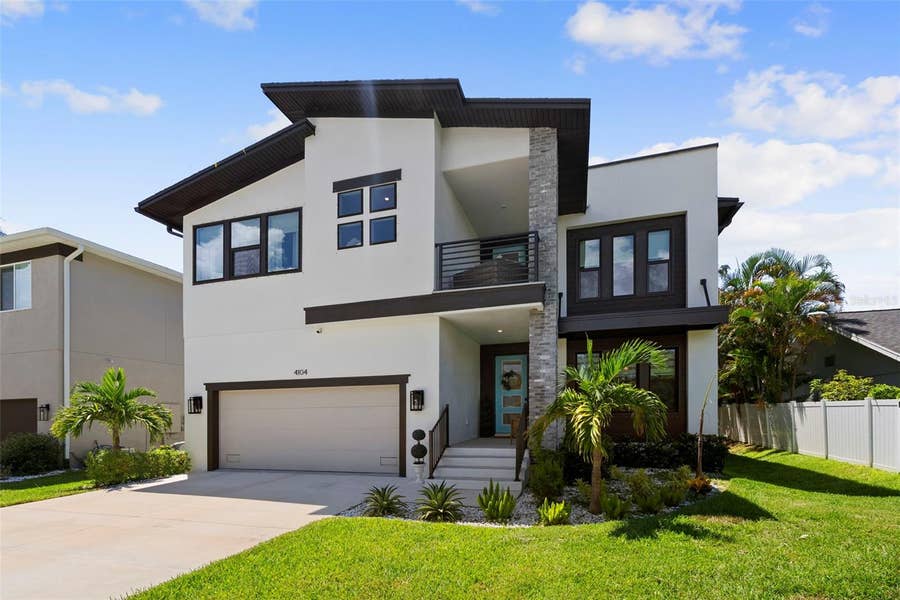Property photo for 4104 W CLEVELAND STREET, Tampa, FL