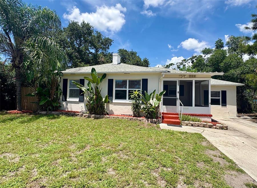 Property photo for St Petersburg, FL