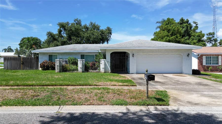 Property photo for Largo, FL