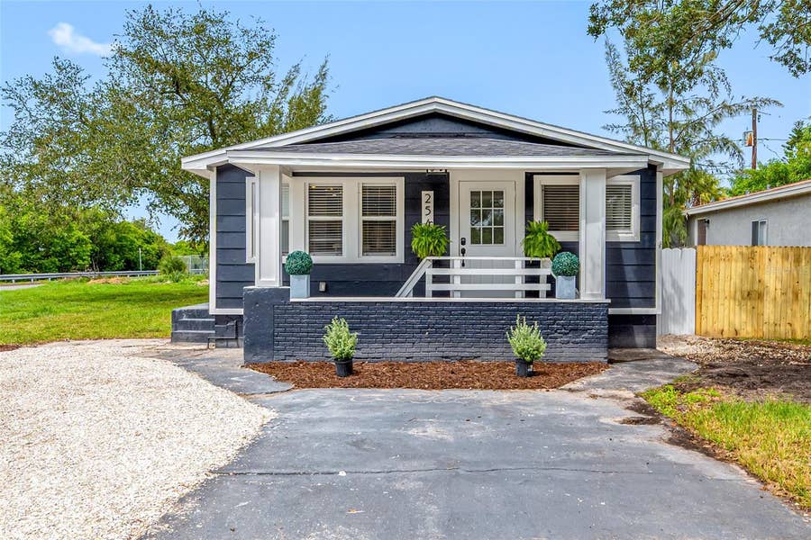 Property photo for 2547 KINGSTON STREET S, St Petersburg, FL