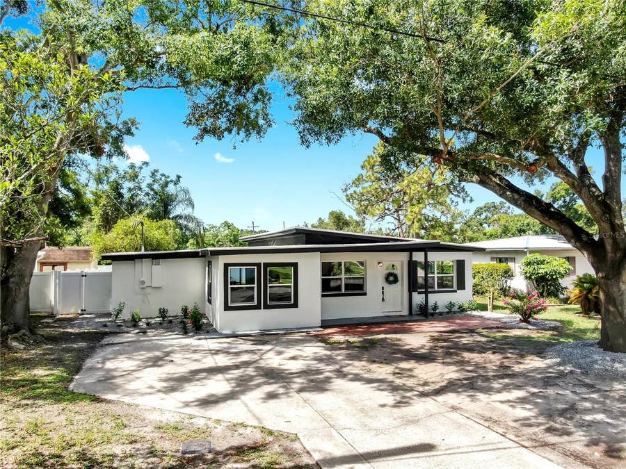 Property photo for 4112 W LAWN AVENUE, Tampa, FL