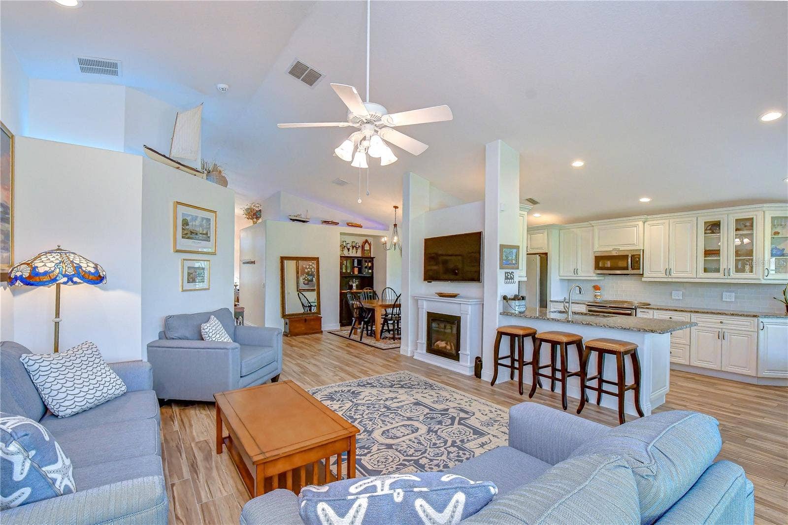 5616 ROCKFIELD LOOP, Valrico, FL 33596 5616 ROCKFIELD LOOP, Valrico, FL 33596