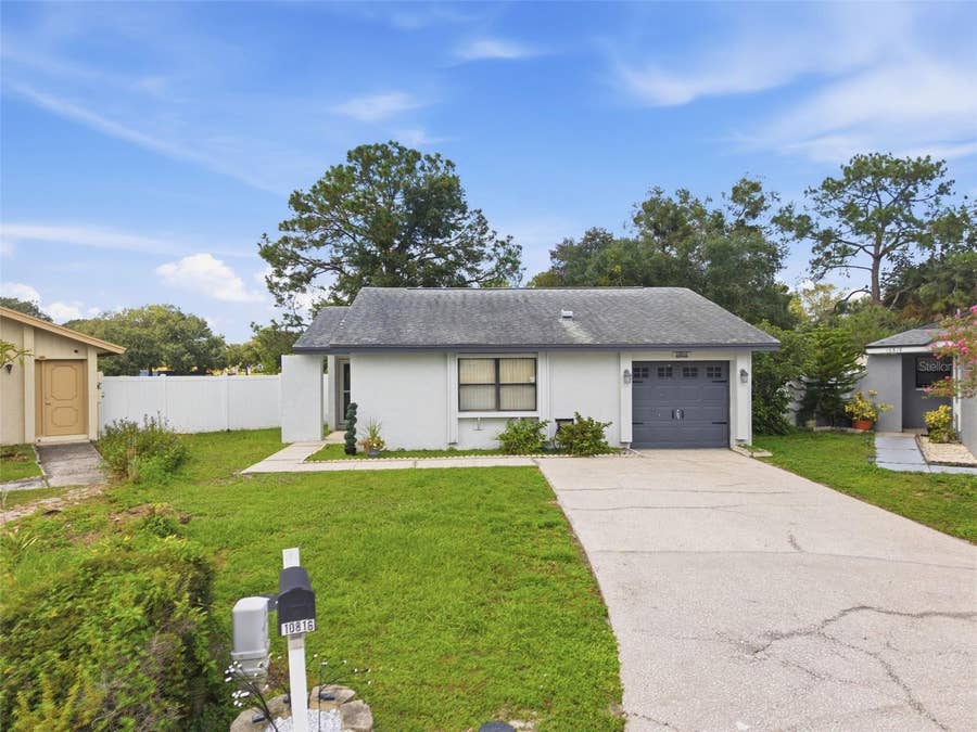 Property photo for 10816 FAIRFIELD VILLAGE DRIVE, Tampa, FL