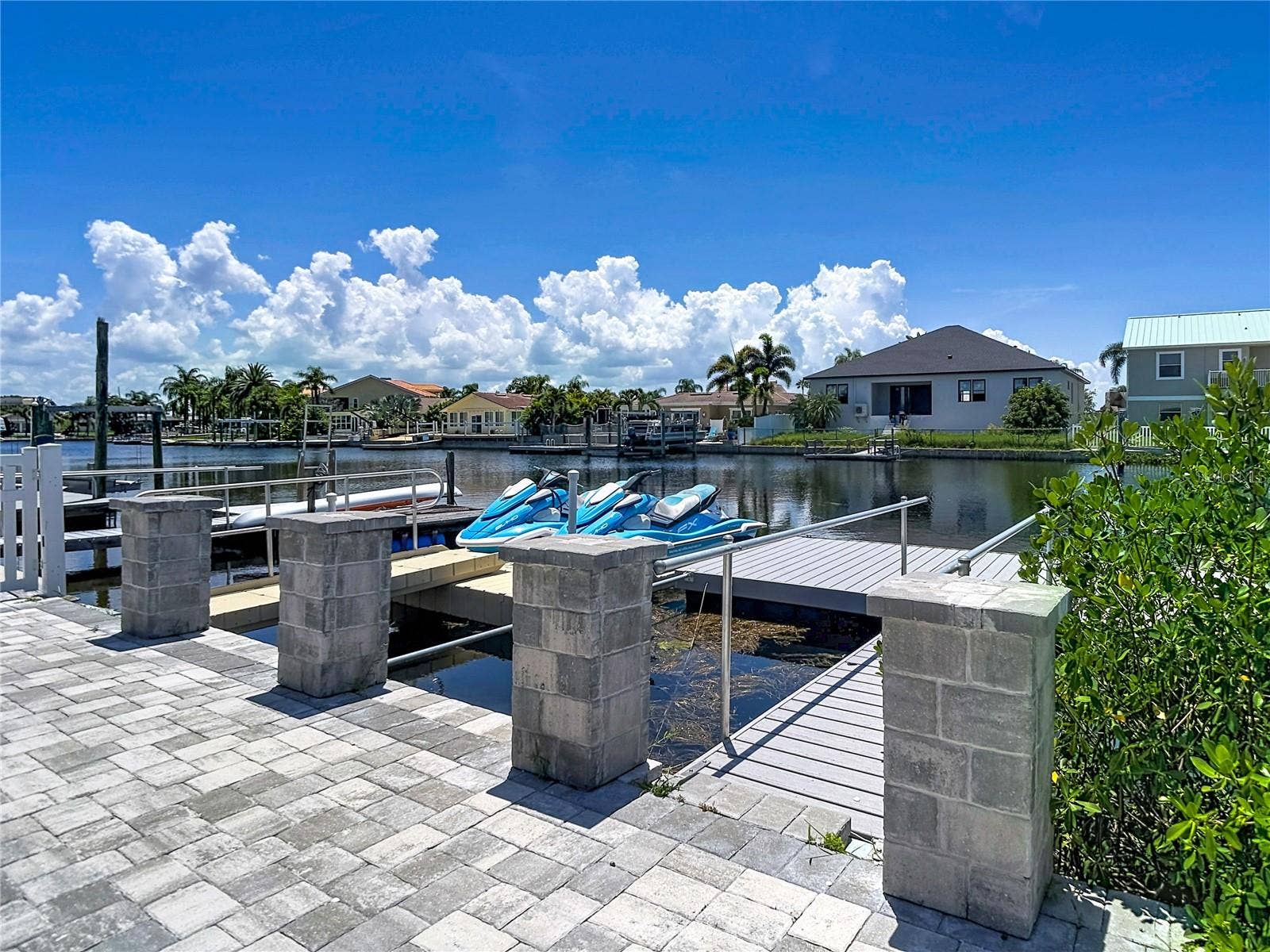 3516 FLORAMAR TERRACE, New Port Richey, FL 34652 3516 FLORAMAR TERRACE, New Port Richey, FL 34652