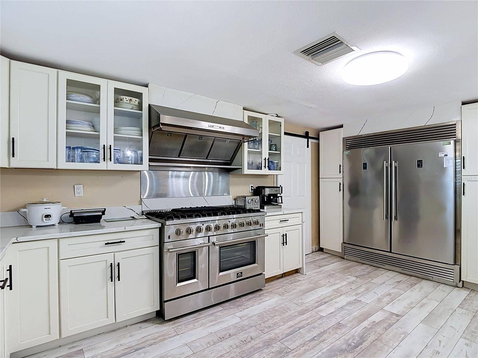 3516 FLORAMAR TERRACE, New Port Richey, FL 34652 3516 FLORAMAR TERRACE, New Port Richey, FL 34652