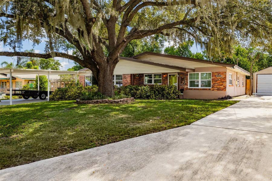 Property photo for 1205 W CAMELLIA DRIVE, Brandon, FL