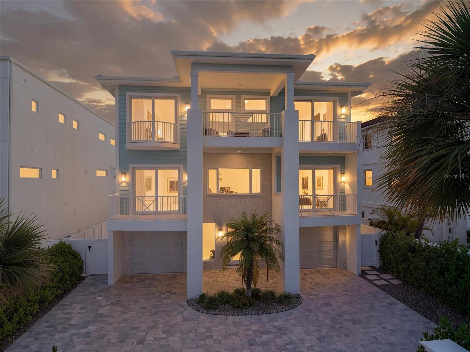 34 GULF BOULEVARD, Indian Rocks Beach, FL 33785 34 GULF BOULEVARD, Indian Rocks Beach, FL 33785