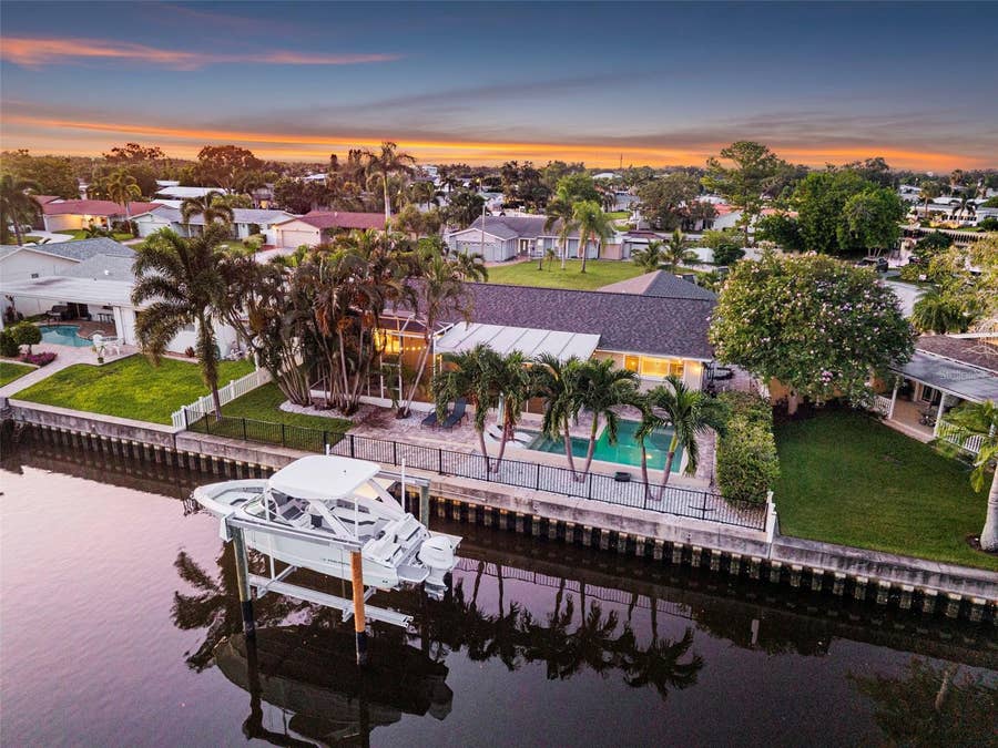 Property photo for 1472 47TH AVENUE NE, St Petersburg, FL