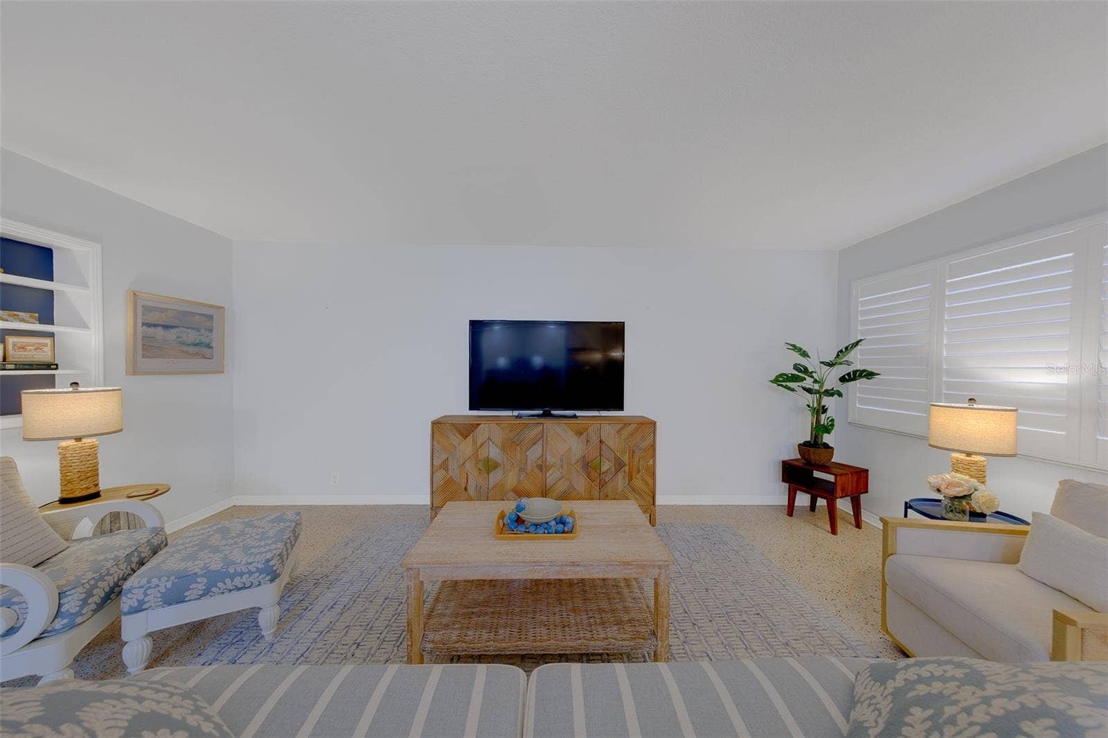 121 46TH AVENUE, #2G, St Pete Beach, FL 33706 Well Appointed
