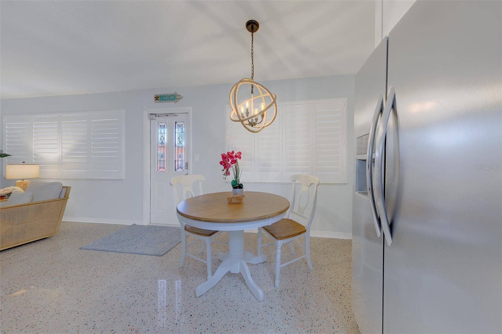 121 46TH AVENUE, #2G, St Pete Beach, FL 33706 Well lit