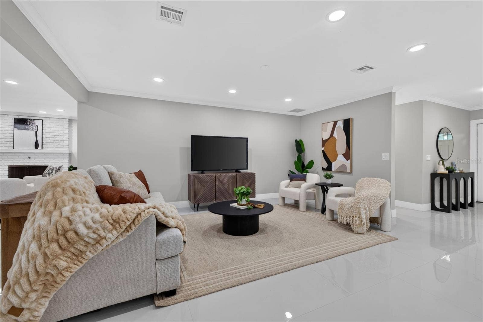 219 MIRAMAR BOULEVARD NE, St Petersburg, FL 33704 219 MIRAMAR BOULEVARD NE, St Petersburg, FL 33704
