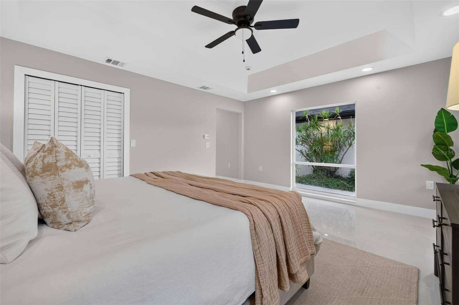 219 MIRAMAR BOULEVARD NE, St Petersburg, FL 33704 219 MIRAMAR BOULEVARD NE, St Petersburg, FL 33704