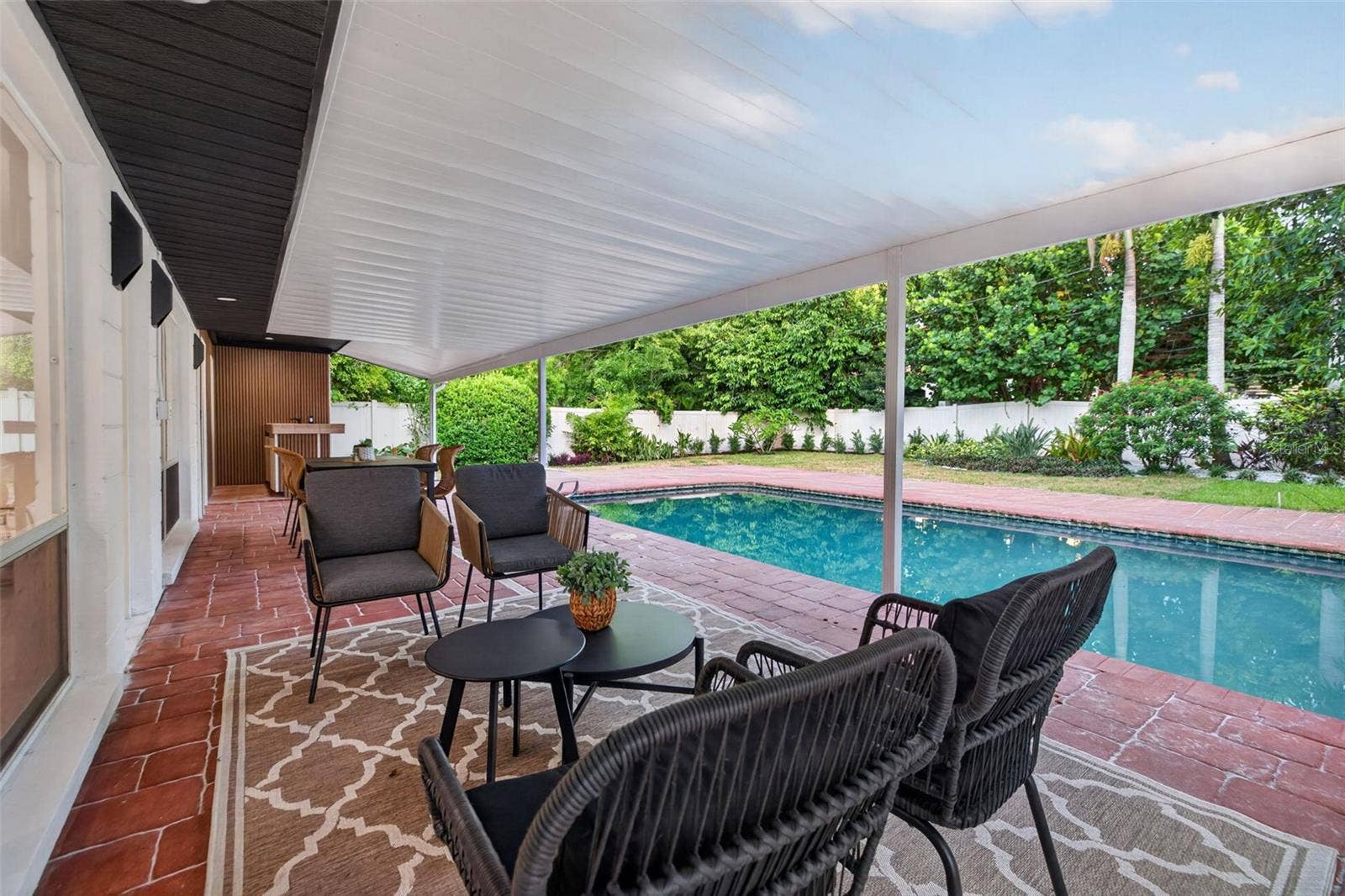 219 MIRAMAR BOULEVARD NE, St Petersburg, FL 33704 219 MIRAMAR BOULEVARD NE, St Petersburg, FL 33704